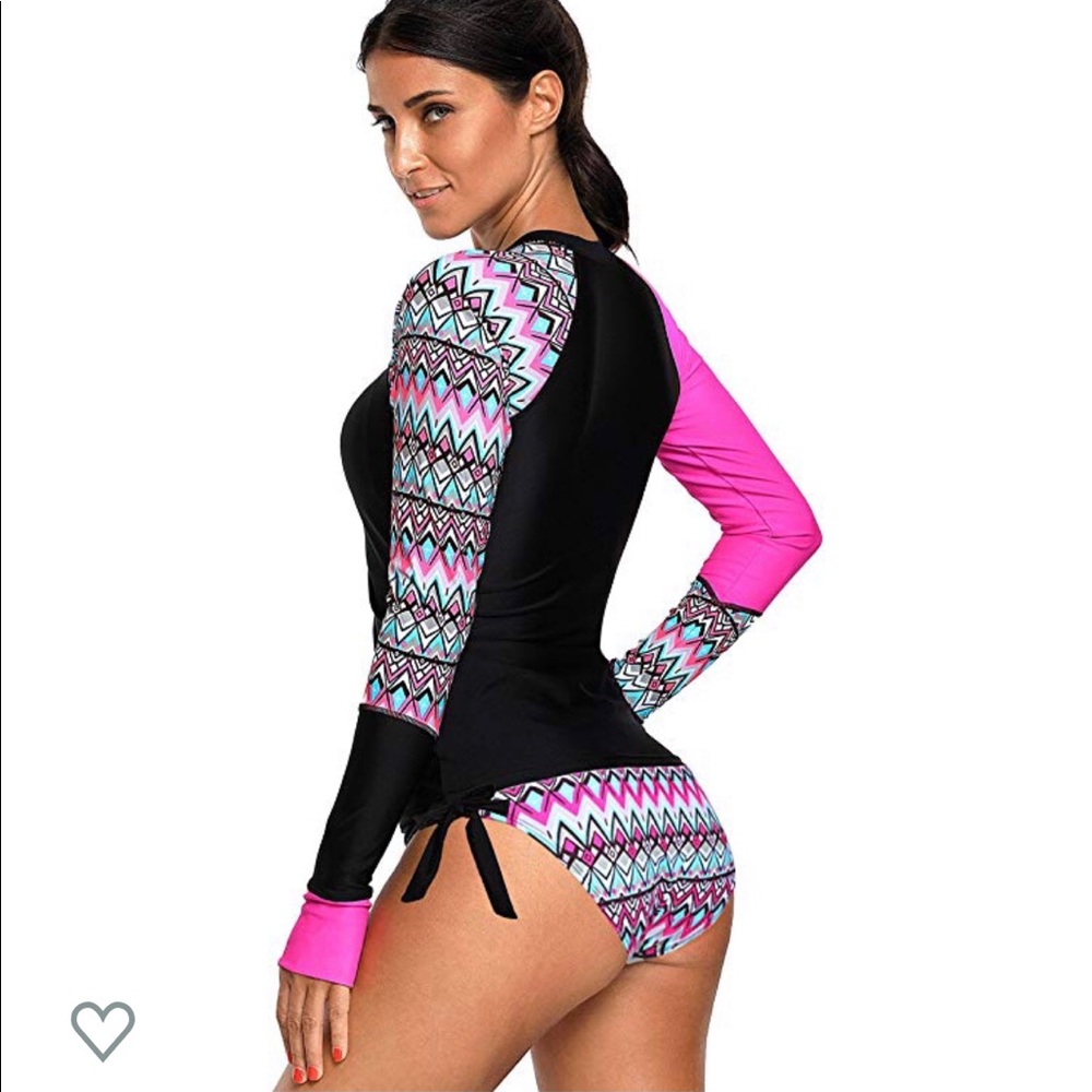 Long sleeve rash guard swimsuit